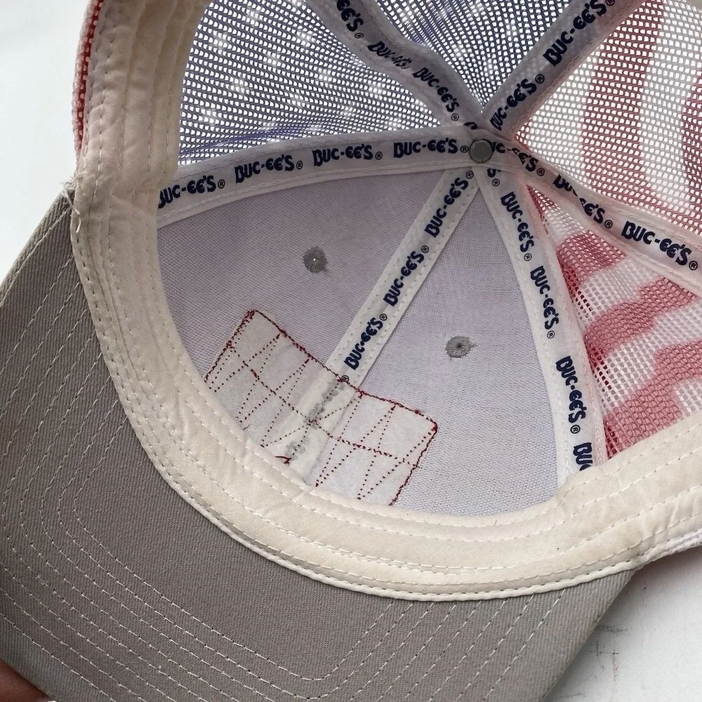Buc-Ees Patriotic Hat Patriotic SnapBack Trucker Mesh American Flag Stars Stripe
